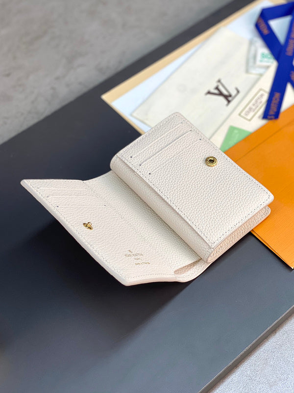 COZY - LOV Wallets - 032