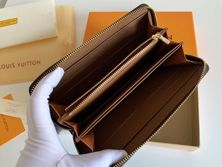 COZY BAGS - LOV Wallets - 714