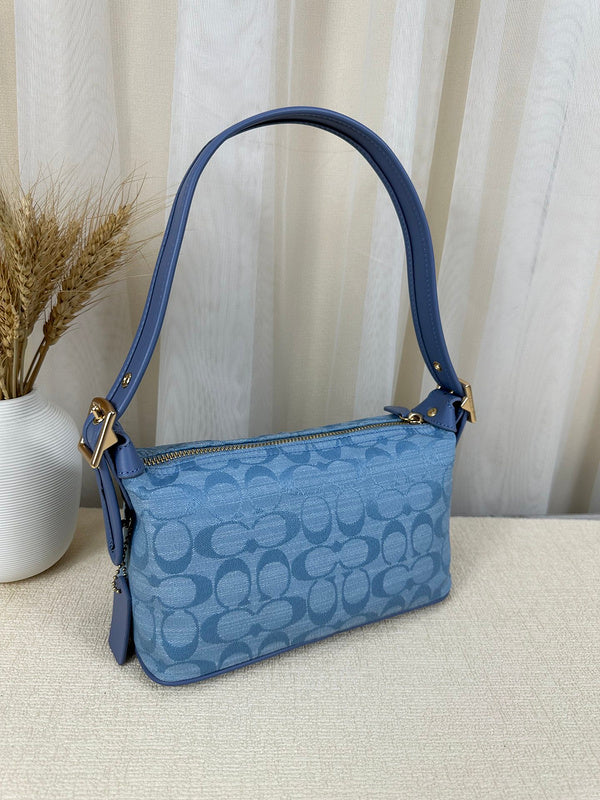 COZY - CAH Bags - 107