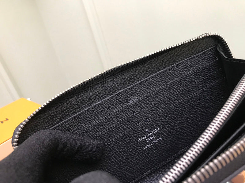 COZY - LOV Wallets - 406