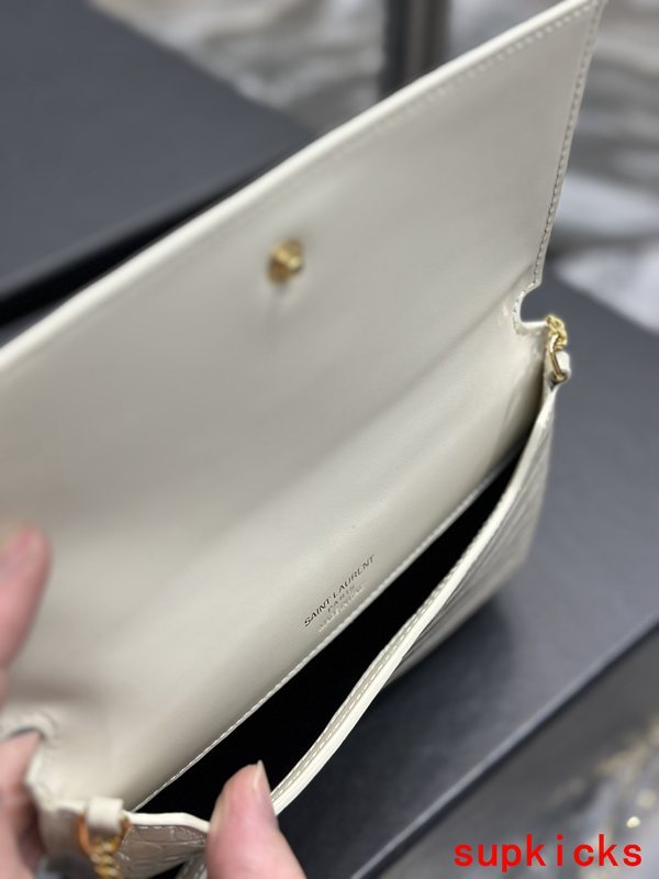 COZY BAGS - Mix Wallets - 490