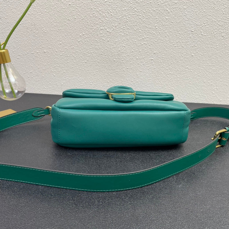 COZY - CAH Bags - 558