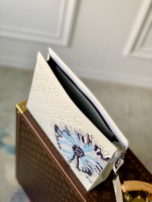 COZY - LOV Wallets - 378