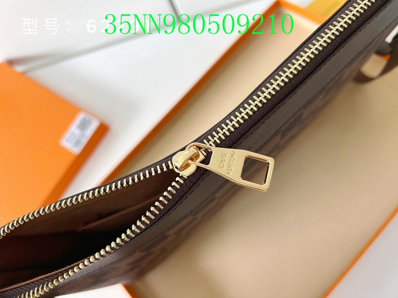COZY BAGS - LOV Wallet - 1385