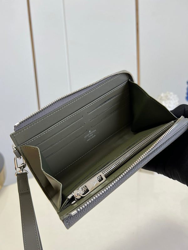 COZY - LOV Wallets - 419