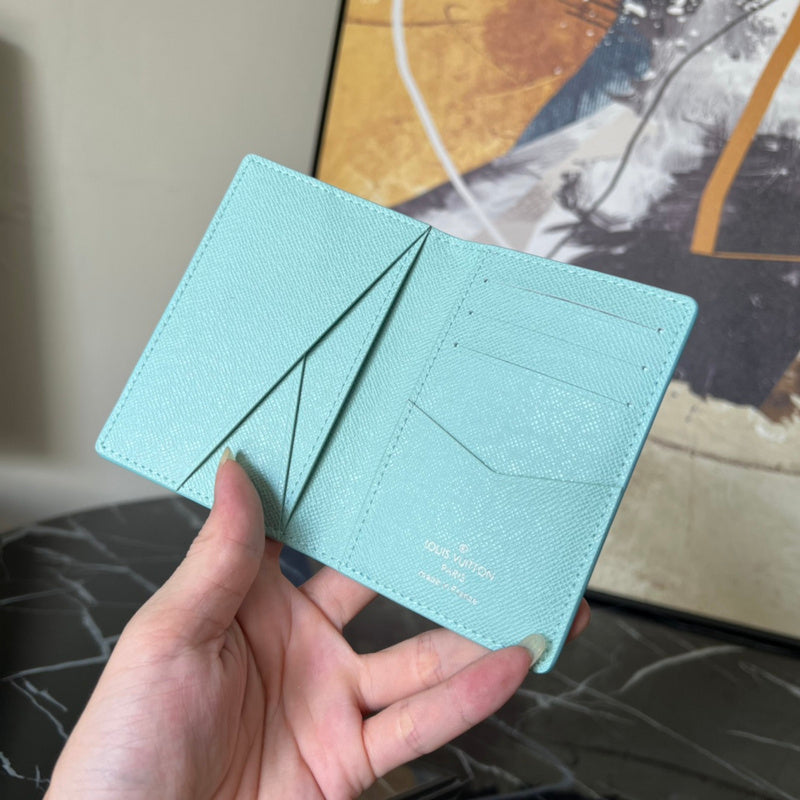 COZY - LOV Wallets - 064