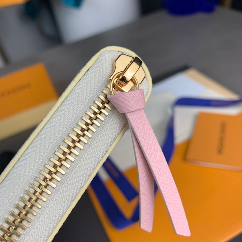 COZY - LOV Wallets - 151