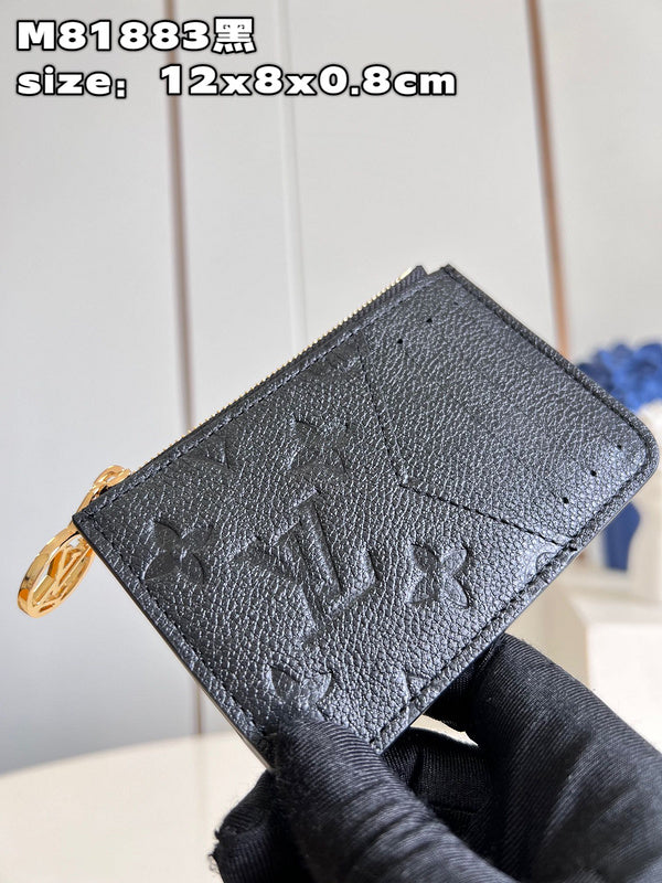 COZY - LOV Wallets - 084
