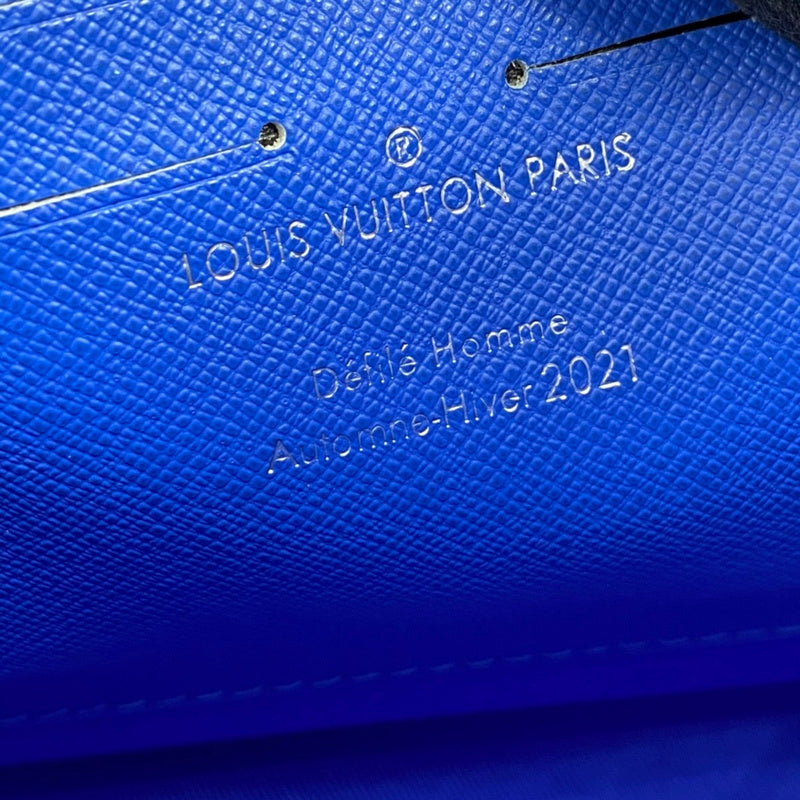 COZY - LOV Wallets - 365
