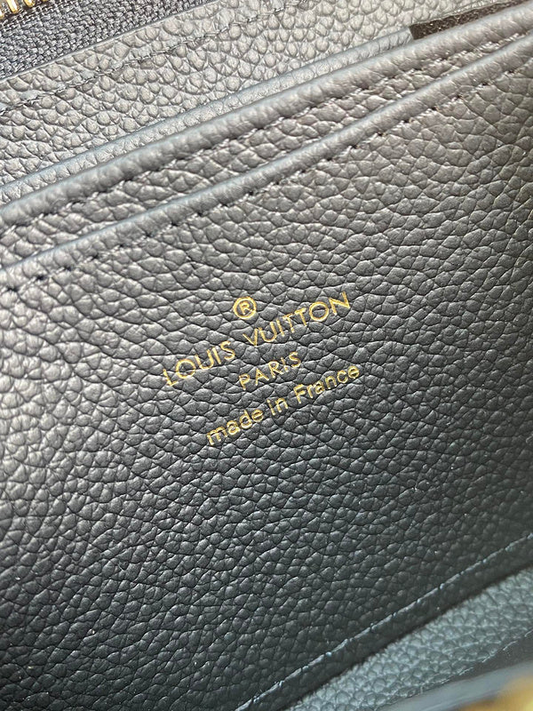 COZY - LOV Wallets - 017