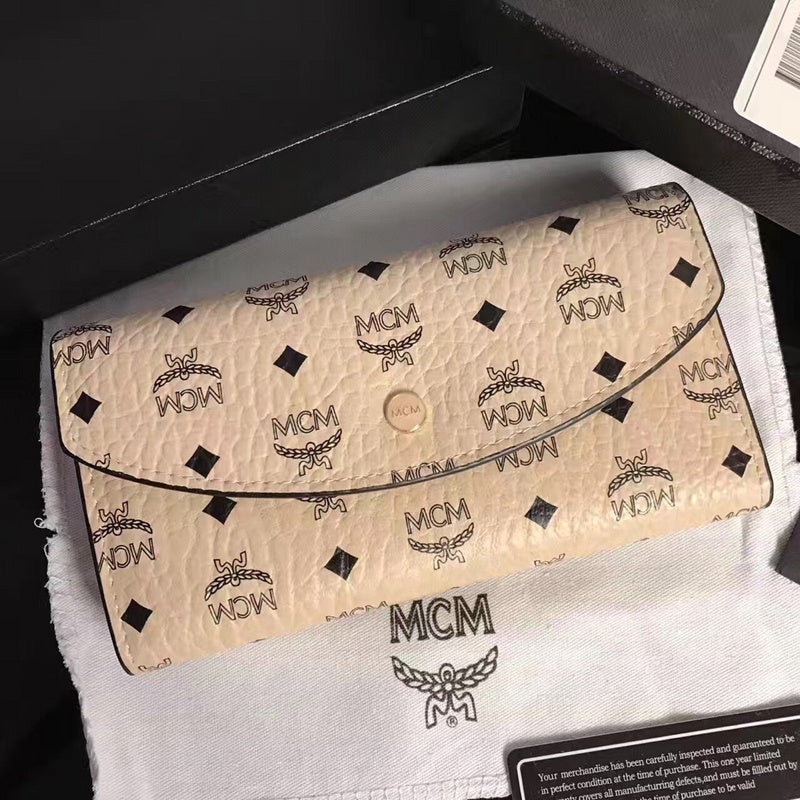 COZY - MQM Wallets - 058