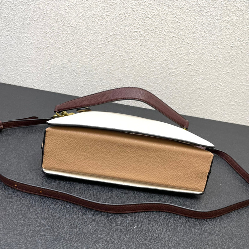 COZY - CAH Bags - 559