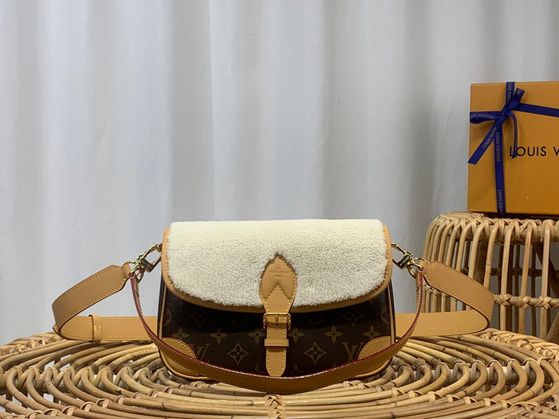 JB - LOV Lady Bags - 340