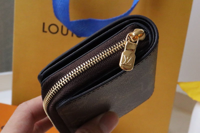 COZY - LOV Wallets - 474