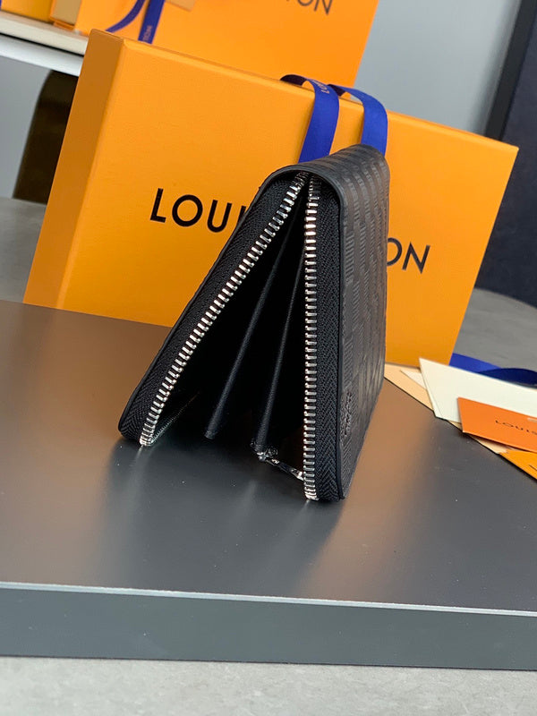 COZY - LOV Wallets - 246