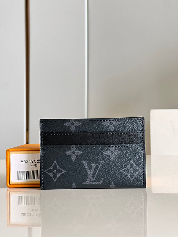 COZY - LOV Wallets - 482