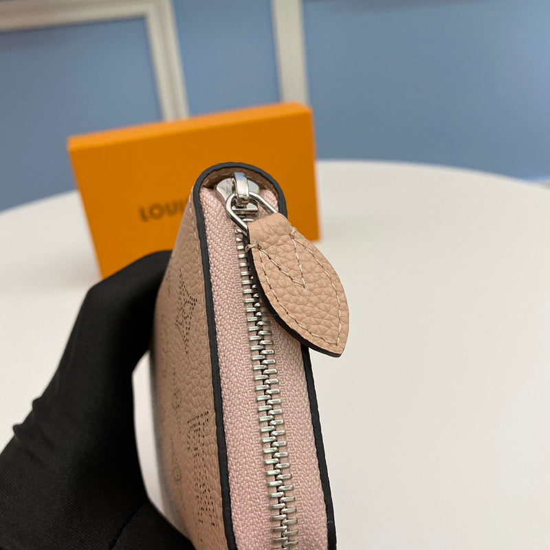 COZY - LOV Wallets - 514