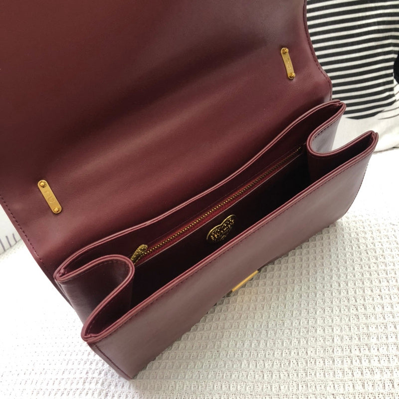 COZY - DAG Bags - 131
