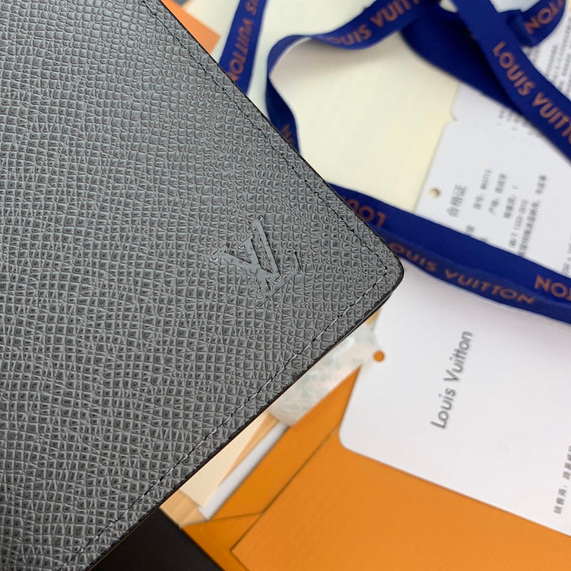 COZY - LOV Wallets - 447