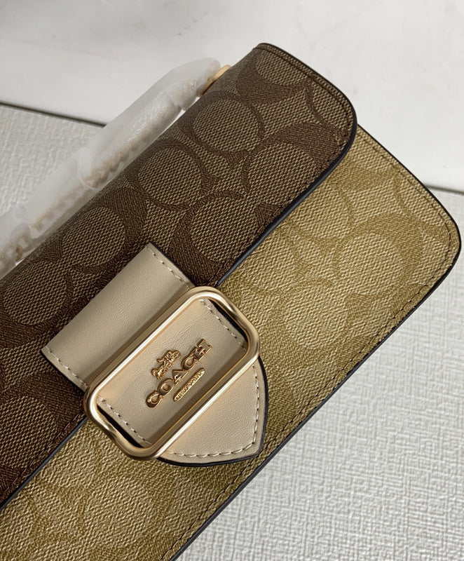COZY - CAH Bags - 422
