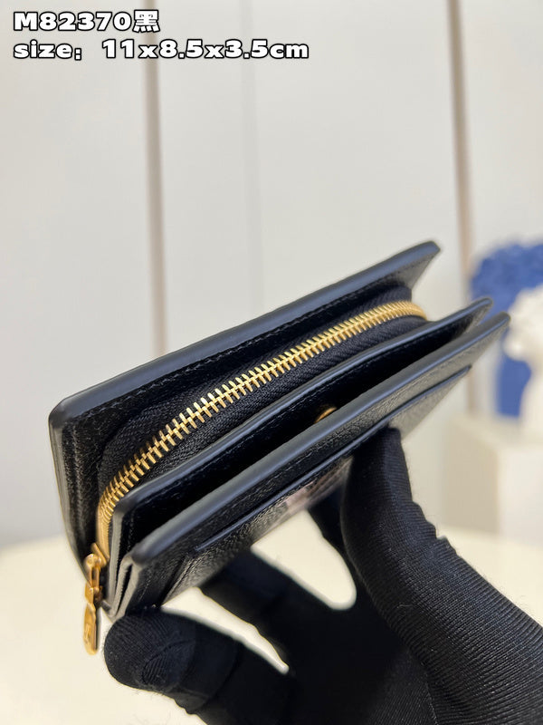 COZY - LOV Wallets - 208