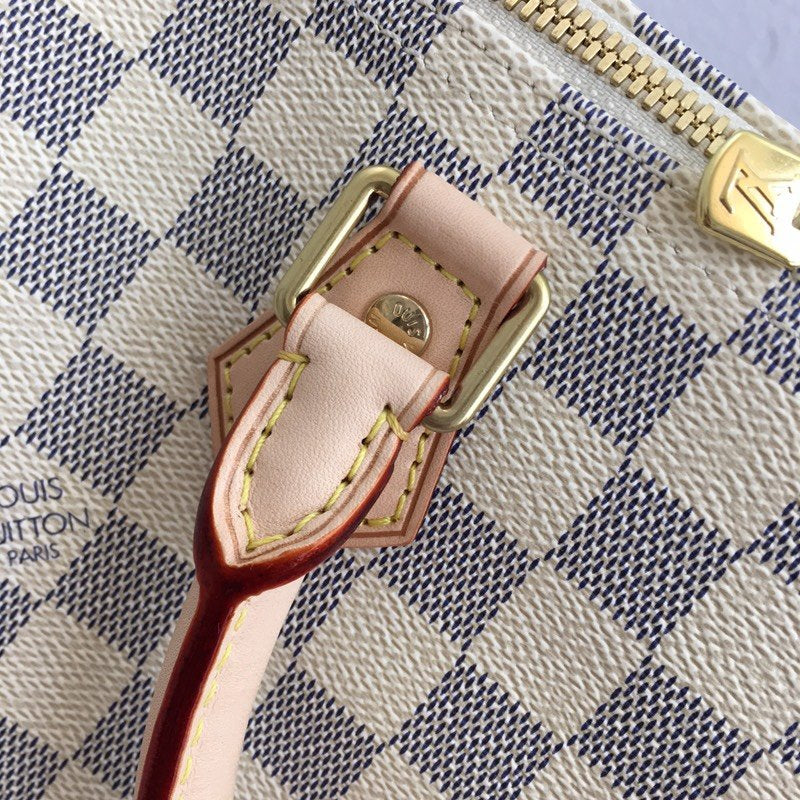COZY - LOV Lady Bags - 911