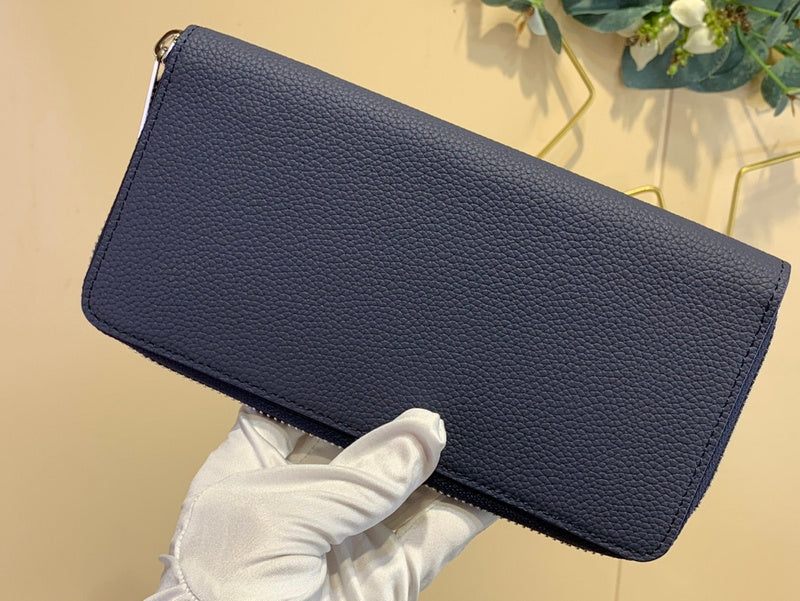 COZY - LOV Wallets - 215
