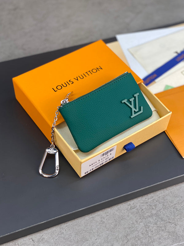 COZY - LOV Wallets - 006