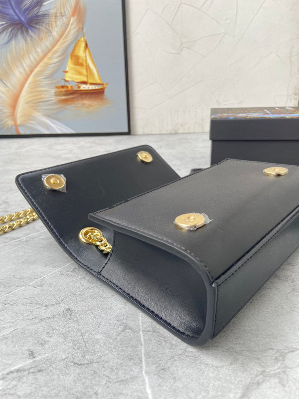 COZY - DAG Bags - 165