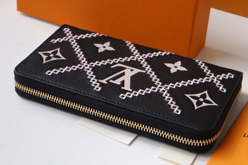 COZY BAGS - LOV Wallets - 654