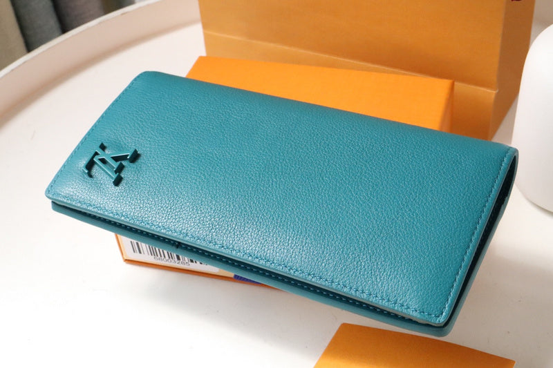 COZY BAGS - LOV Wallets - 626
