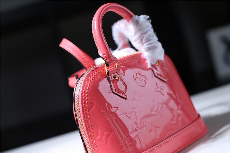 COZY - LOV Lady Bags - 1909