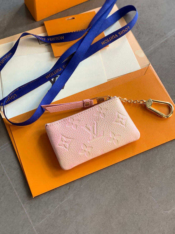 COZY - LOV Wallets - 478