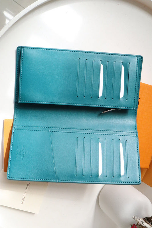 COZY BAGS - LOV Wallets - 626