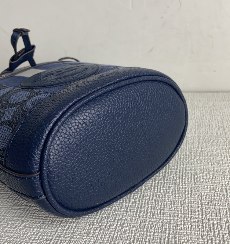 COZY - CAH Bags - 335