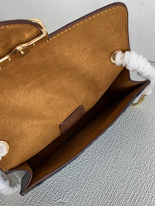 COZY - CAH Bags - 423