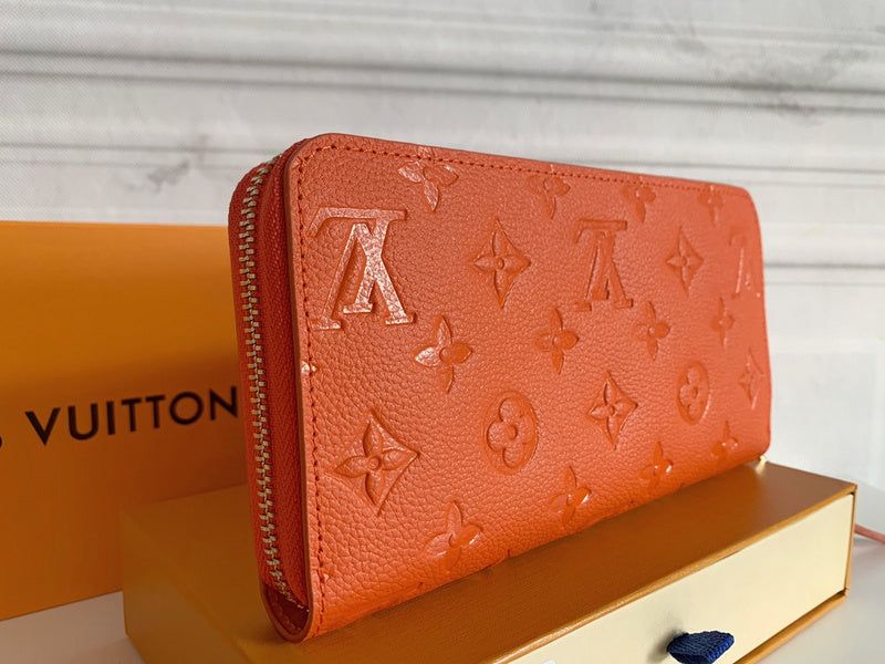 COZY BAGS - LOV Wallets - 843