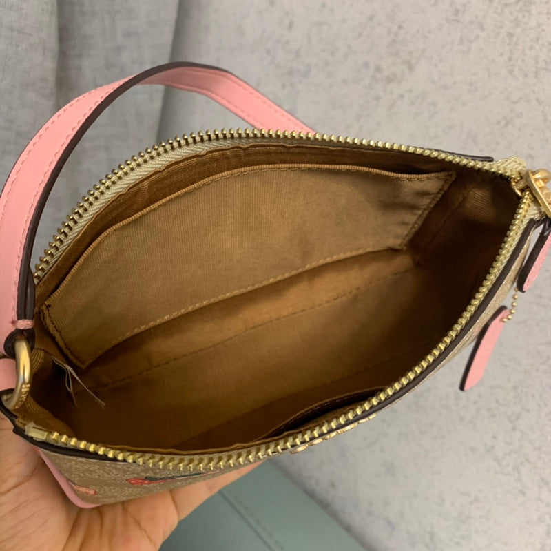 COZY - CAH Bags - 389