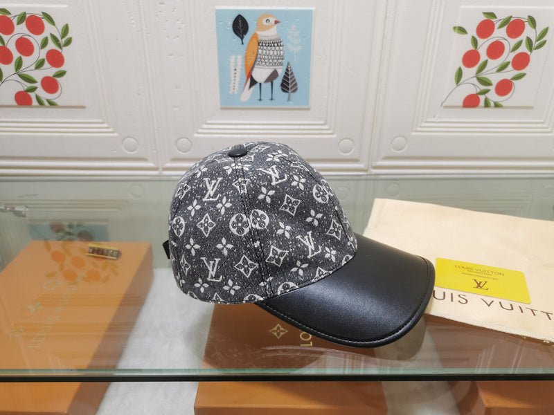 COZY BAGS - LOV Hats & Caps - 002