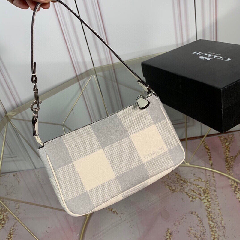 COZY - CAH Bags - 385
