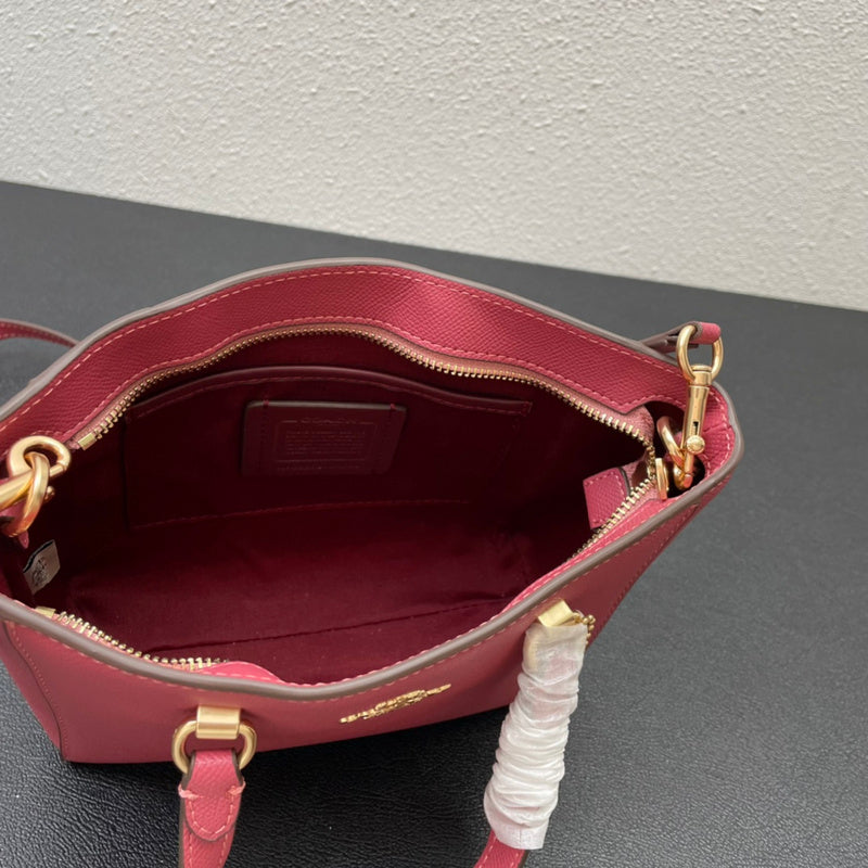 COZY - CAH Bags - 542