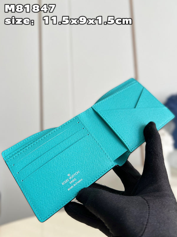 COZY - LOV Wallets - 384
