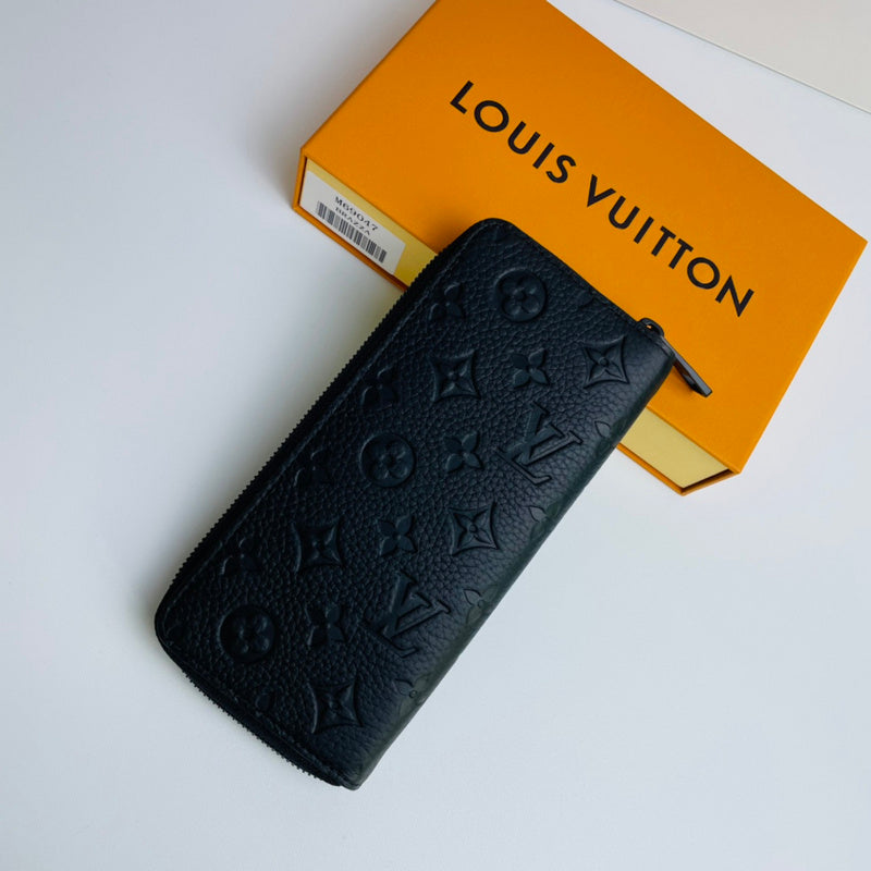 COZY - LOV Wallets - 092