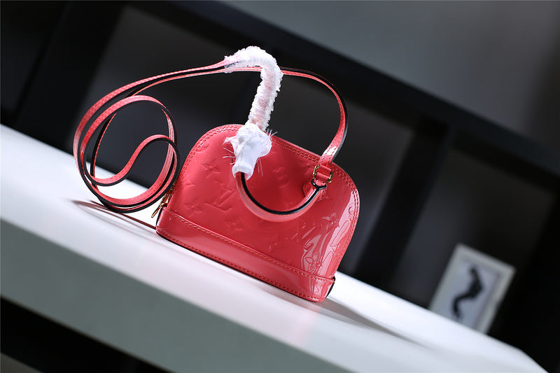 COZY - LOV Lady Bags - 1909