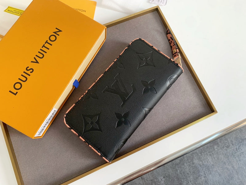 COZY BAGS - LOV Wallets - 749
