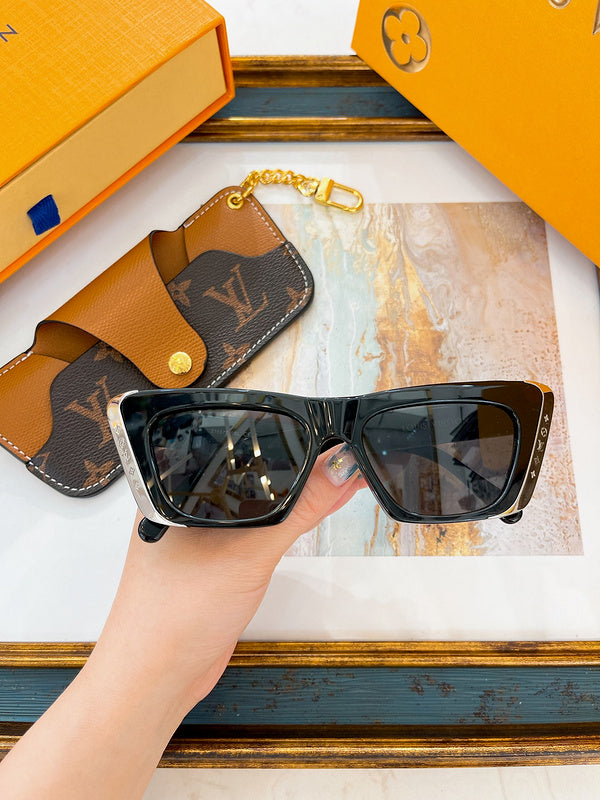 COZY - LOV Sunglasses - 104