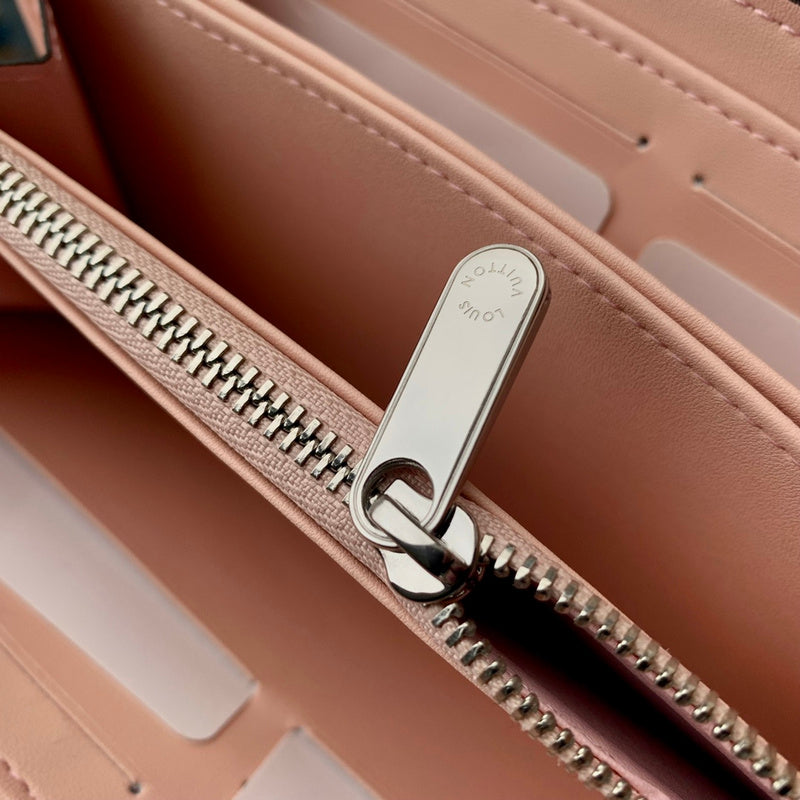 COZY - LOV Wallets - 224