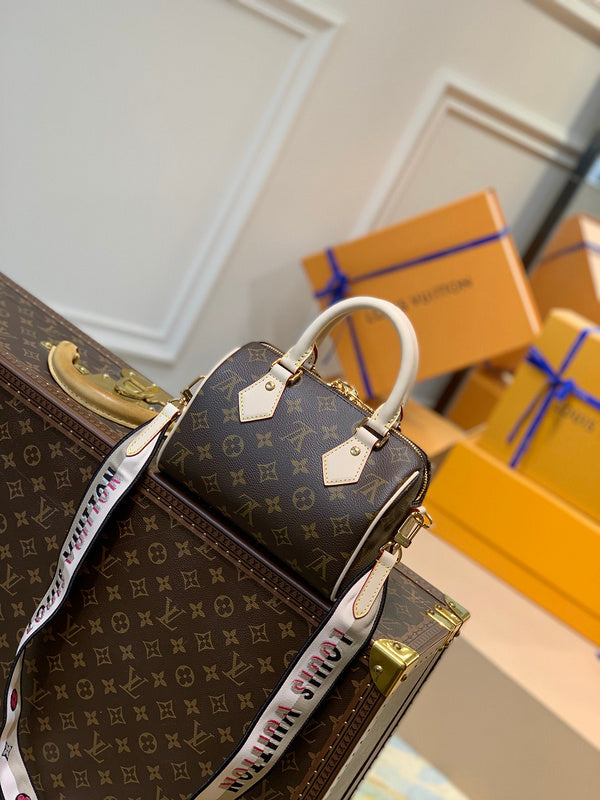 COZY BAGS - LOV Bags - 2494