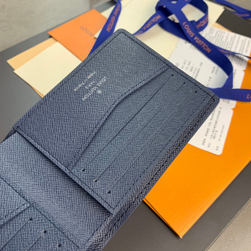 COZY - LOV Wallets - 437