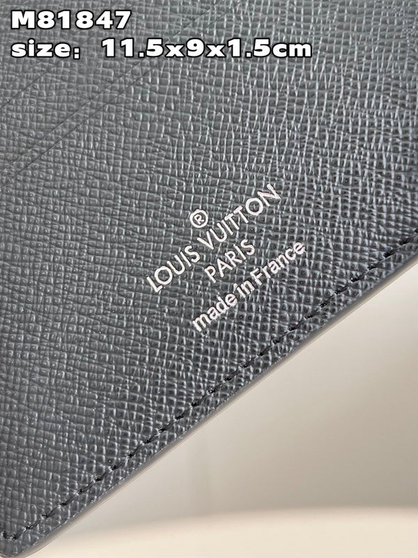 COZY - LOV Wallets - 377